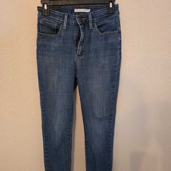 Levi's Denim - Levi's women's 721 High Rise Skinny distressed denim jeans, size 27/30